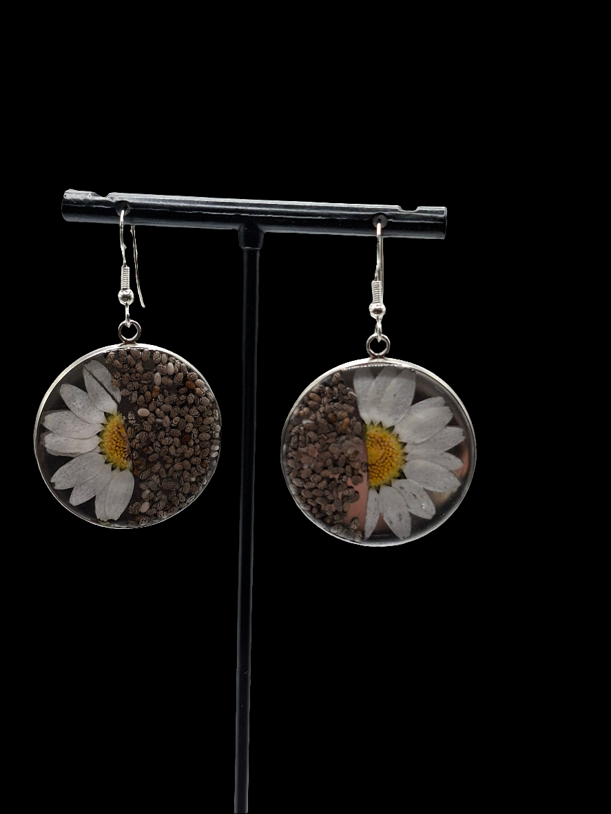 Daisy and chia seed Earrings