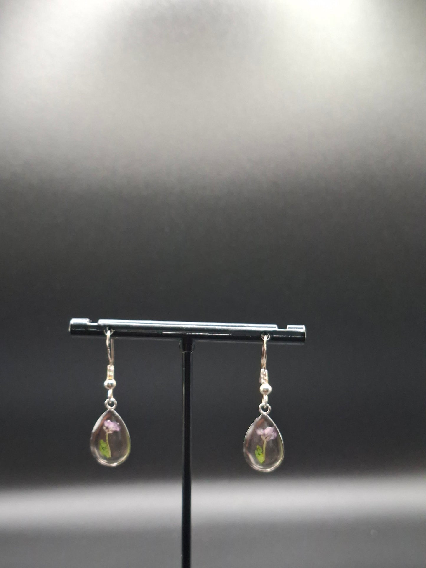 Teardrop flower earrings