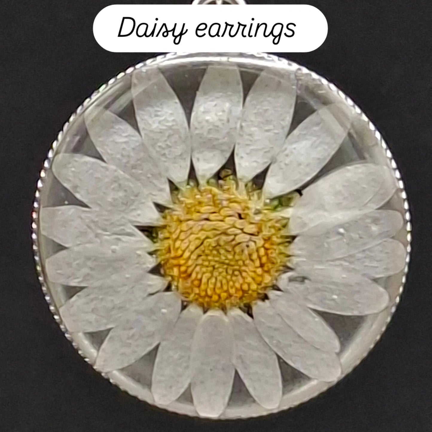 Daisy earrings
