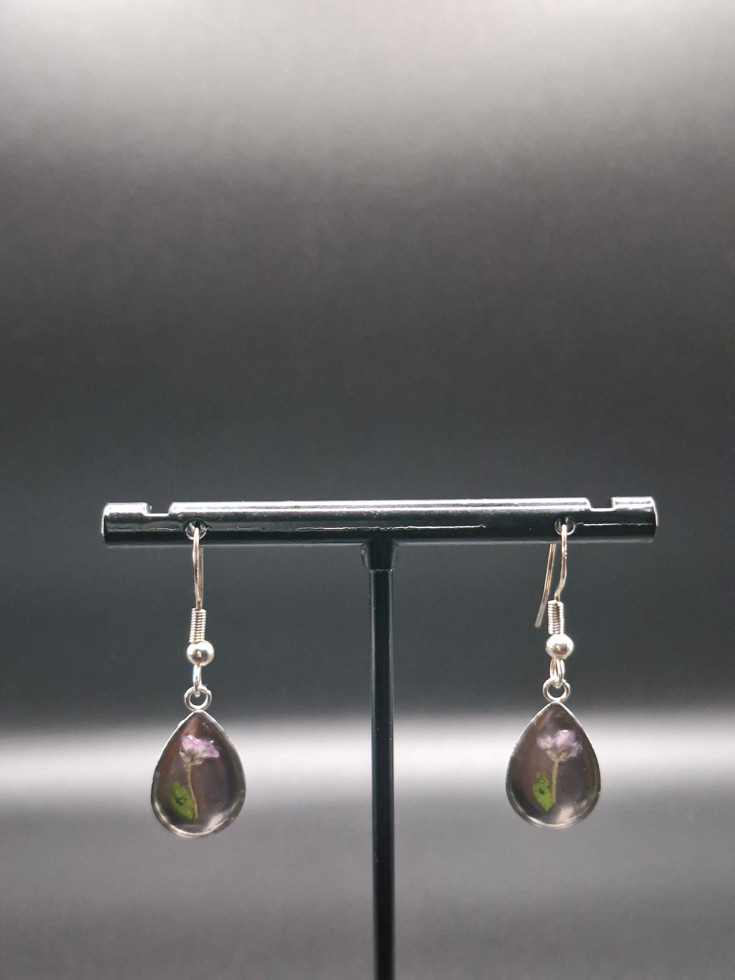 Teardrop flower earrings