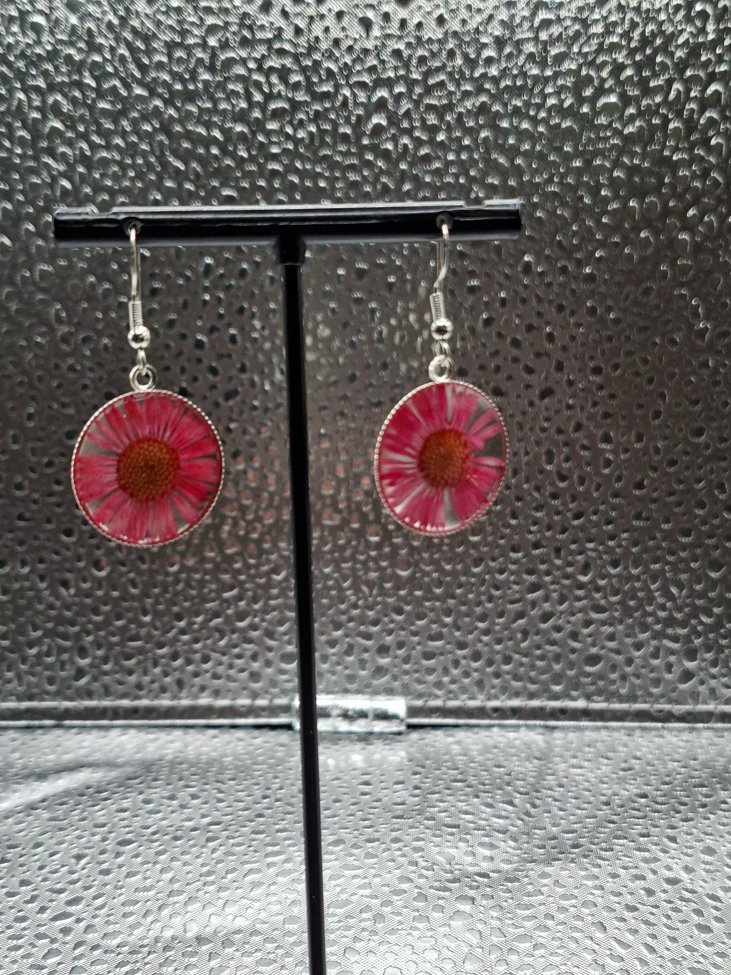 Real flower earrings coral colour