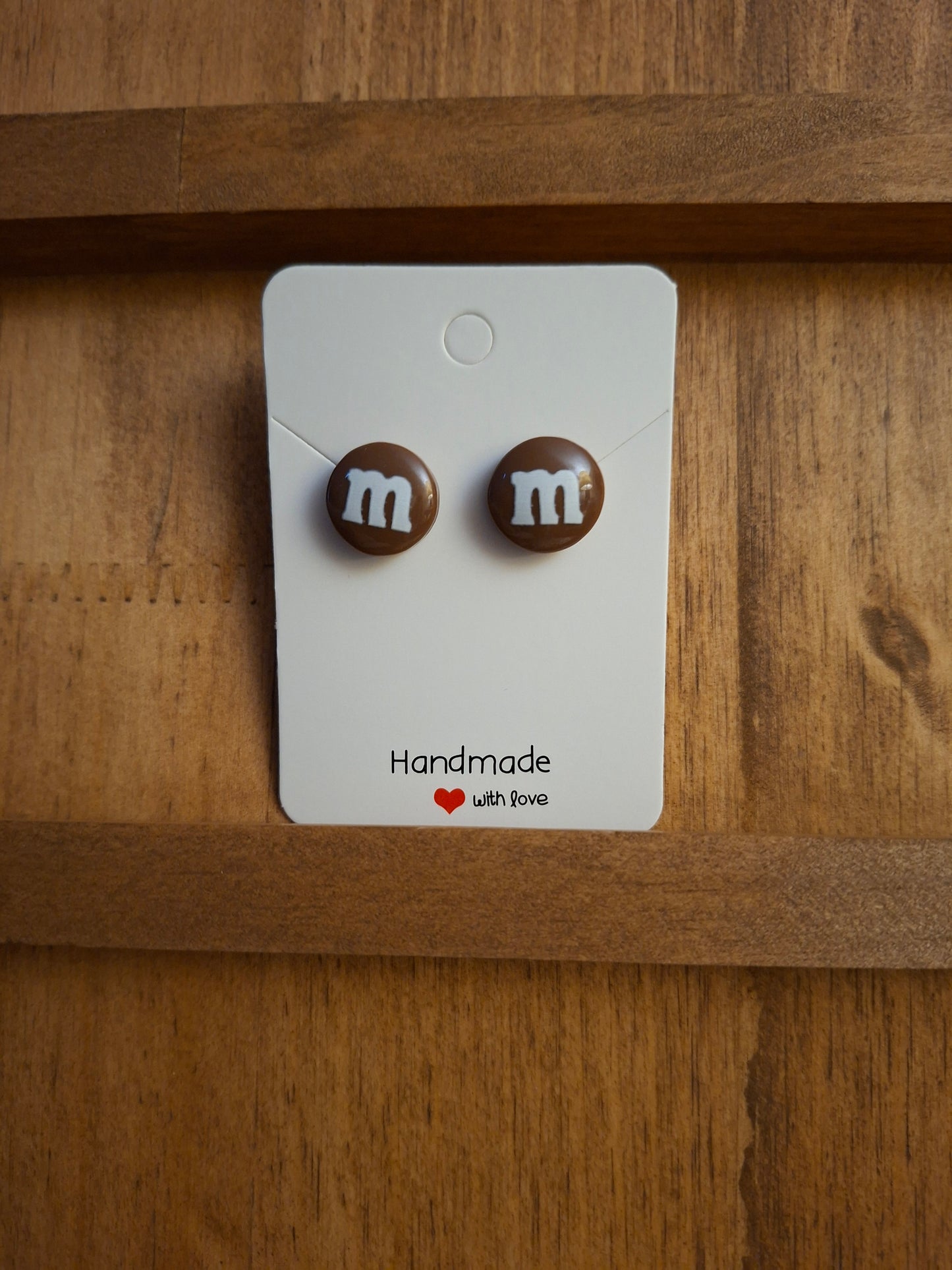 M&M STUD EARRINGS