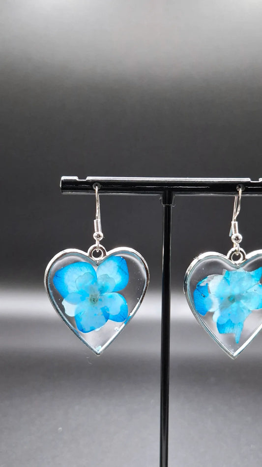 Heart shape Real flower earrings  earrings