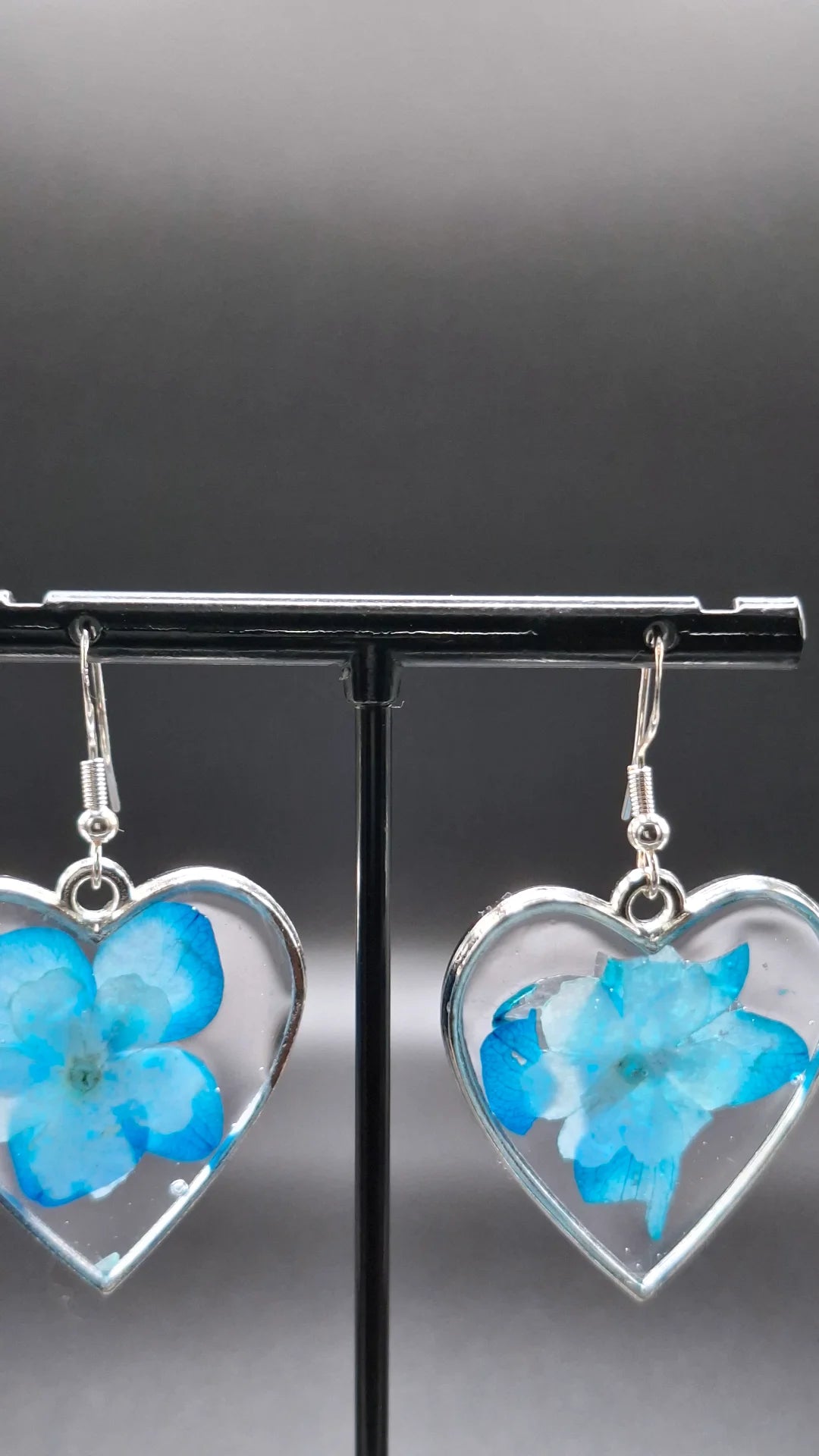 Heart shape Real flower earrings  earrings
