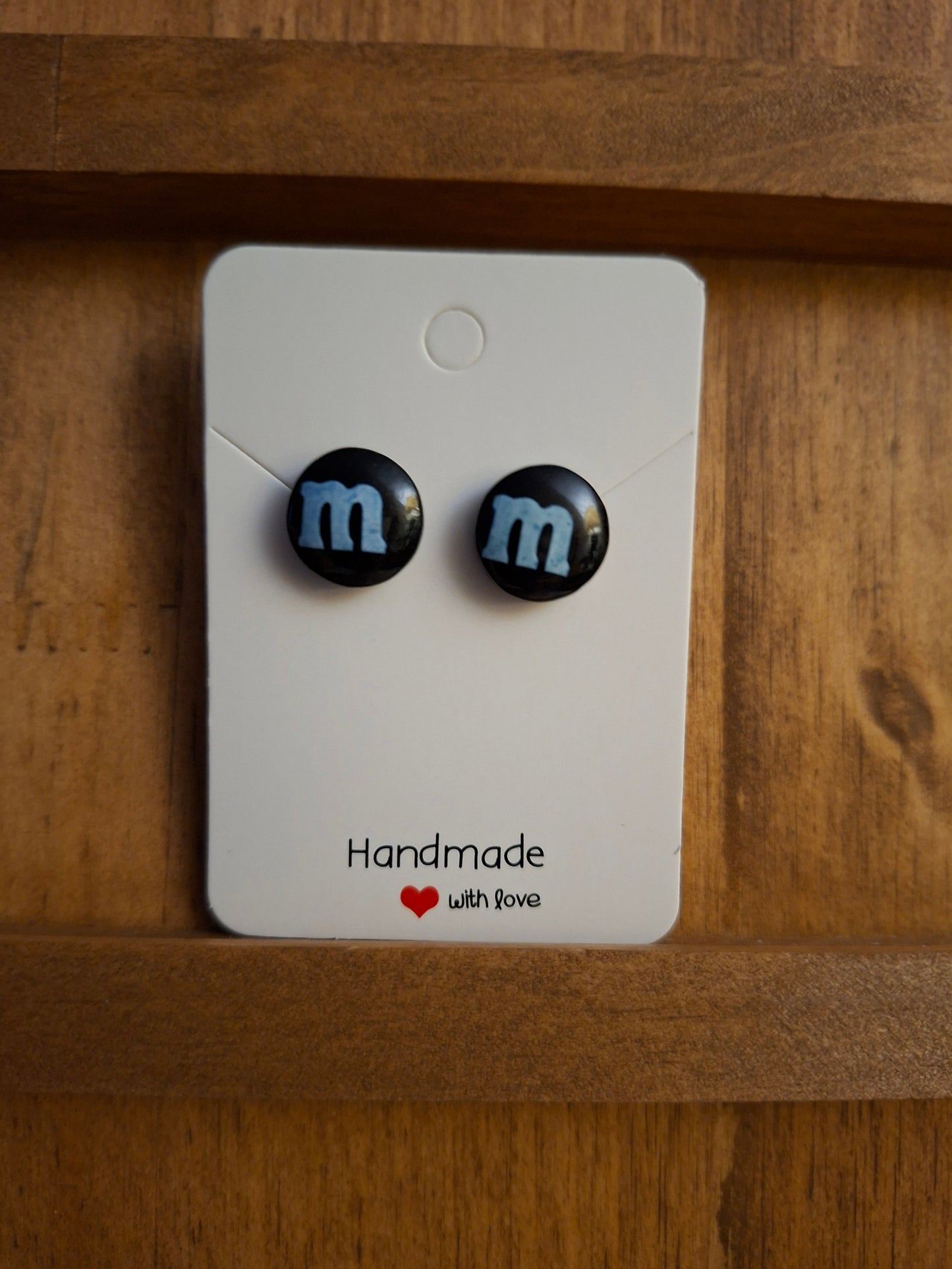 M&M STUD EARRINGS