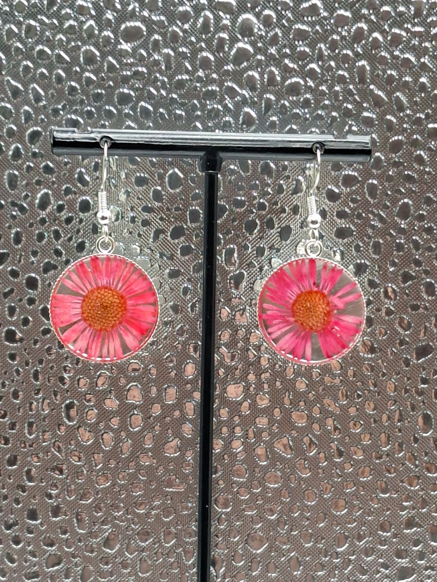 Real flower earrings coral colour