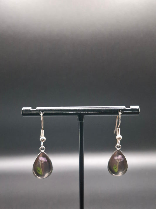 Teardrop flower earrings